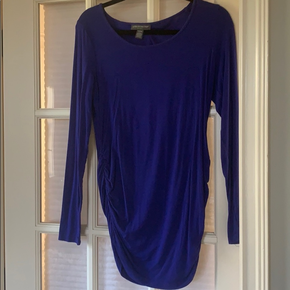 A pea in the pod long sleeve maternity